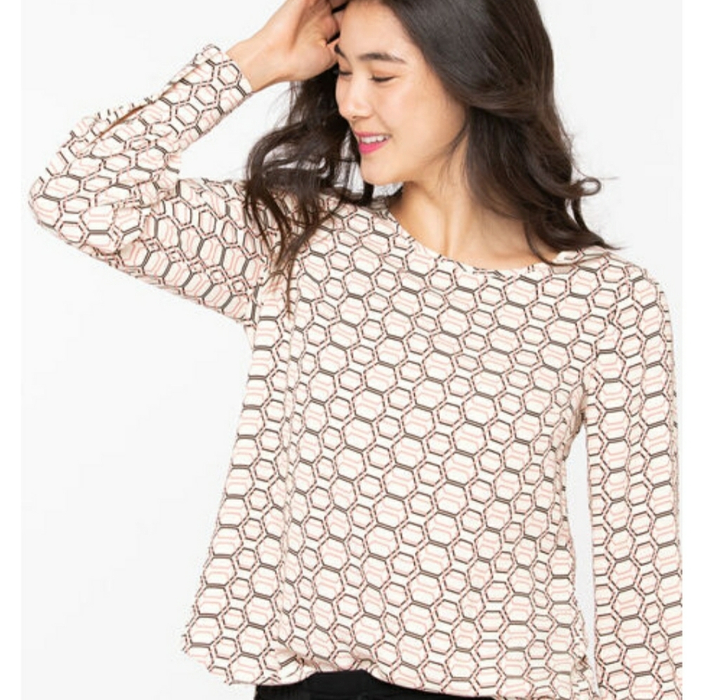 Pearl Split Back Blouse size L